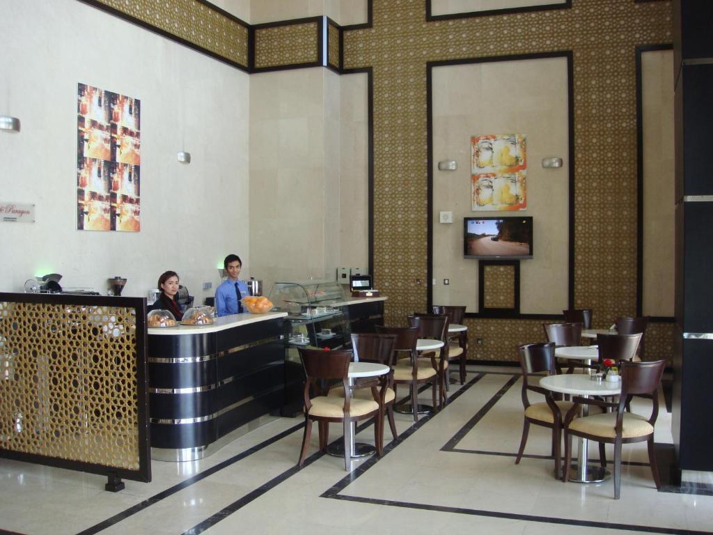 Paragon Hotel Abu Dhabi Luaran gambar