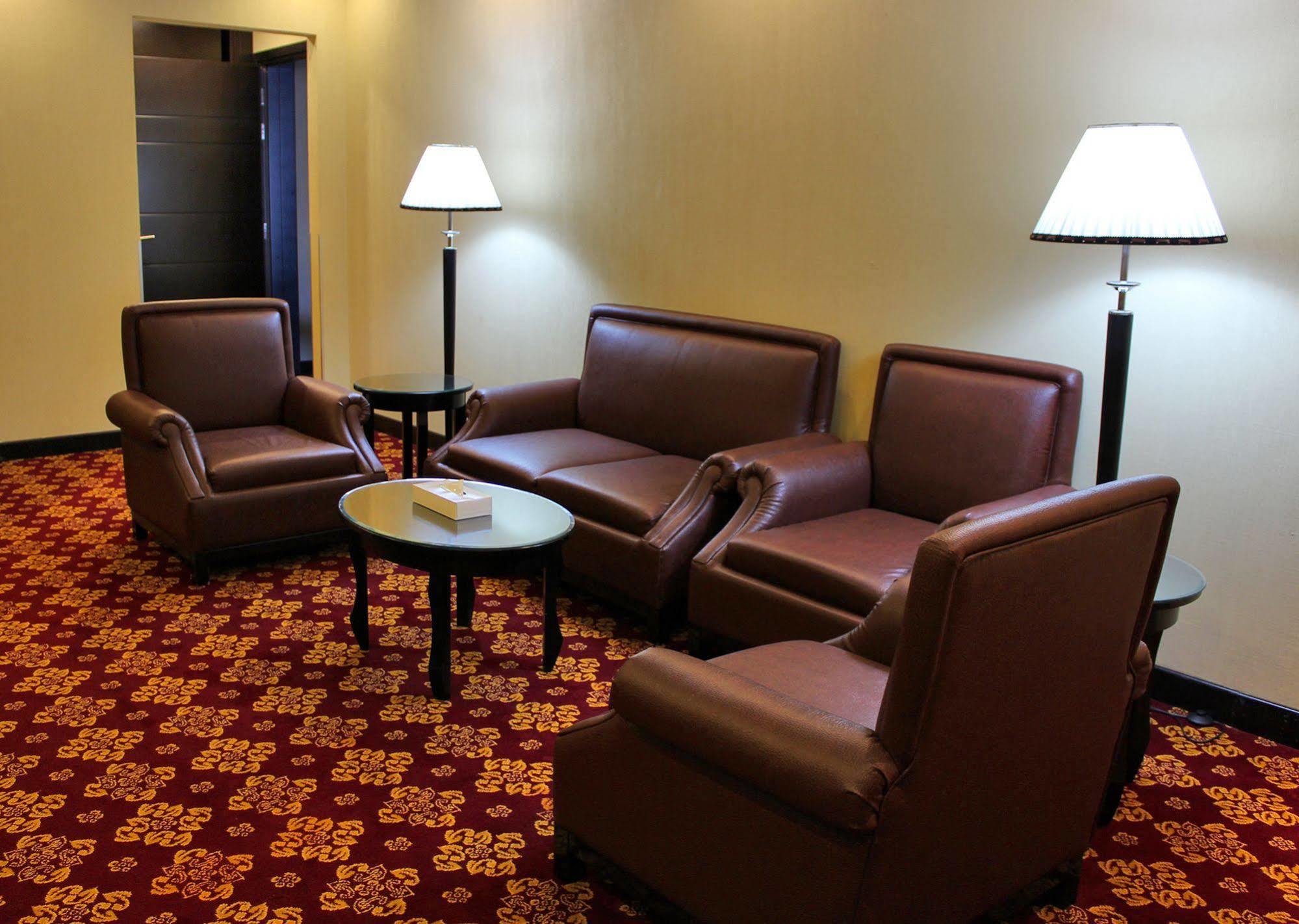 Paragon Hotel Abu Dhabi Luaran gambar