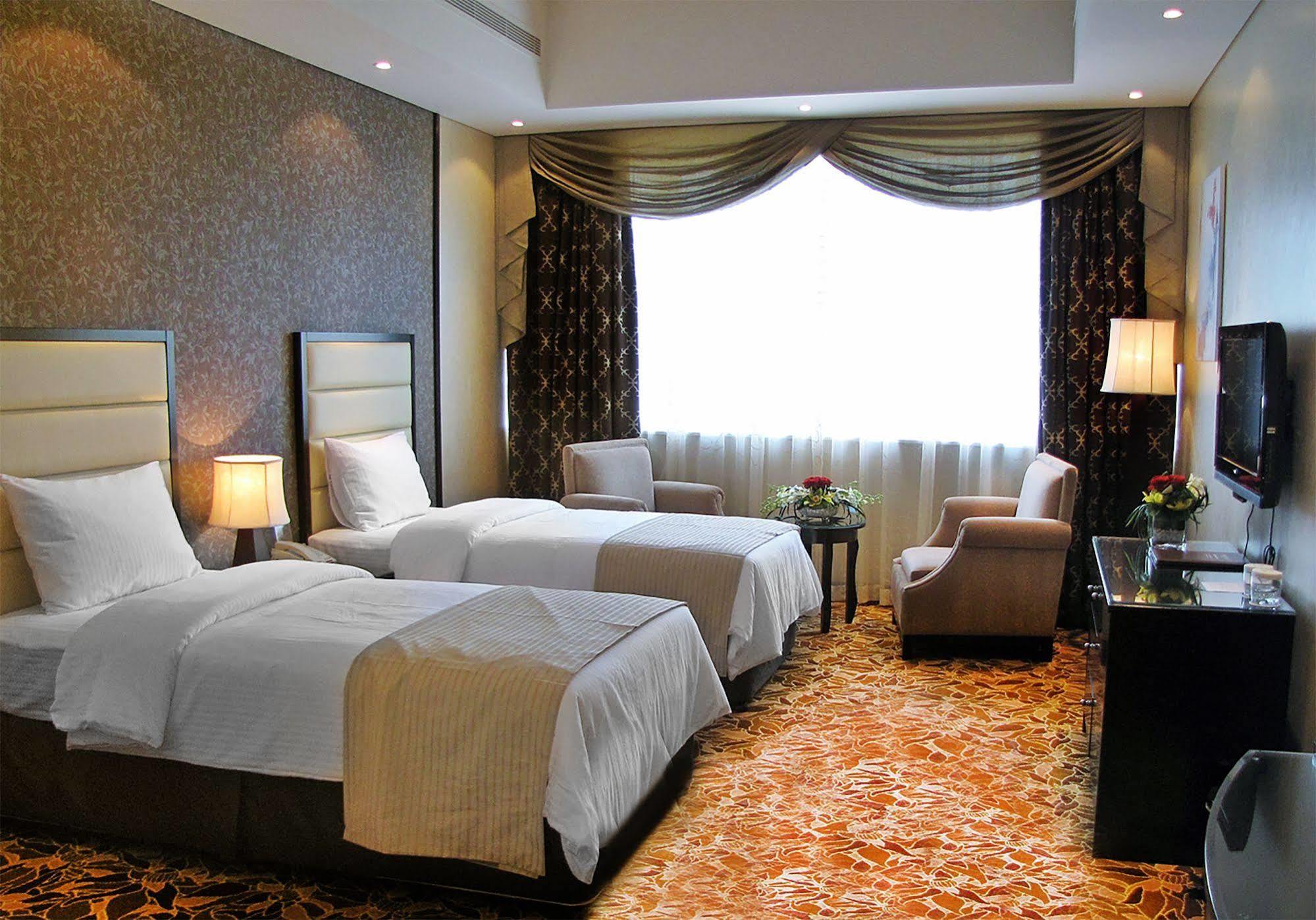 Paragon Hotel Abu Dhabi Luaran gambar